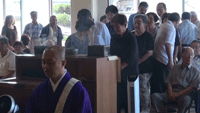 旧納骨堂解体前の慰霊祭